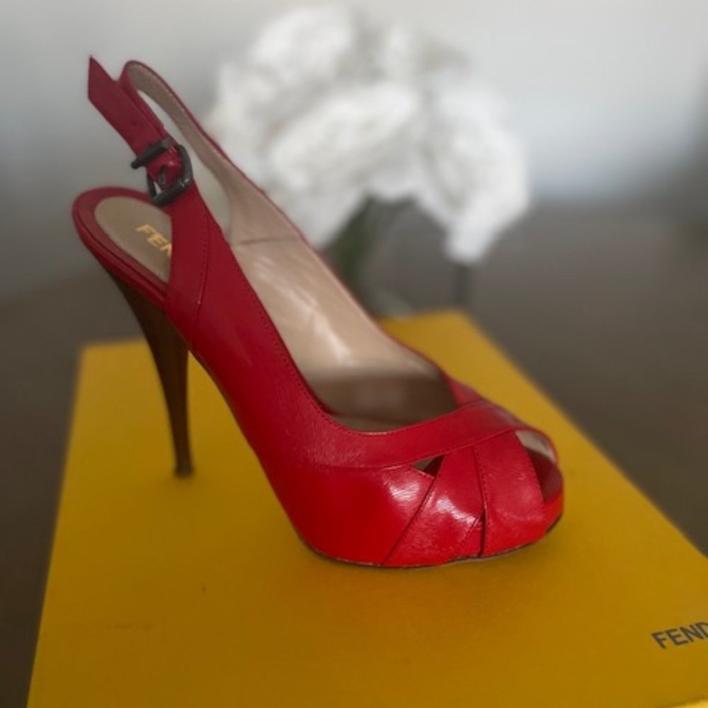 Fendi Red Slingback Sandal Leather Colo Red Platforms size 37